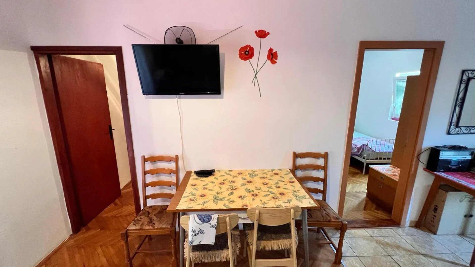Apartments Lubi Umag 0*,  Croatia